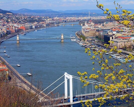 Nagyot emelkedett a Duna vízszintje Budapestnél, és még nincs vége