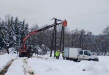 Megsemmisült a hálózat egy része az Őrségben, több településen továbbra sincs áram.