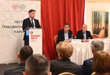 Mintegy száz település vezetője közös nyilatkozatban állt ki az önkormányzatok megerősítése mellett
