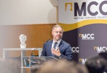 Orbán Balázs lemondott az MCC Alapítvány kuratóriumi elnöki posztjáról